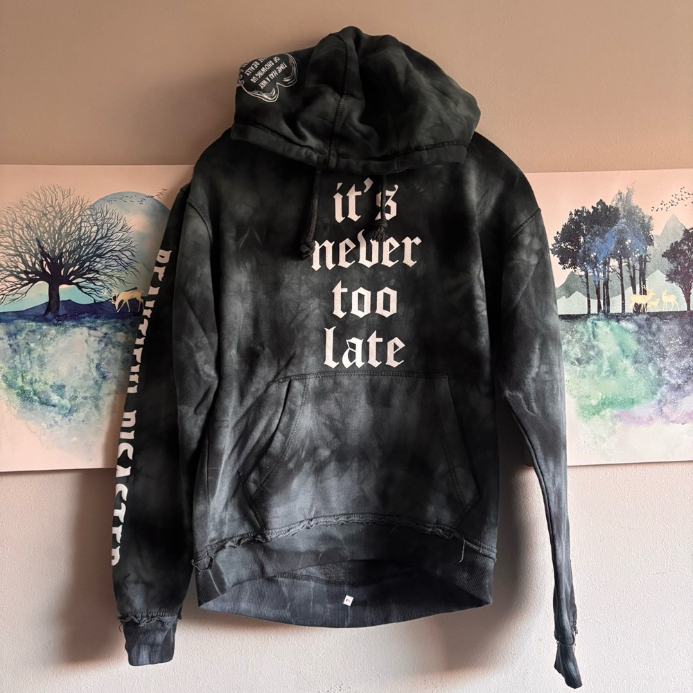 Beautiful Disaster Tie Dye «it’s never too late» Hoodie - Small